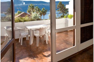 Črna gora Privát Herceg Novi, Eksterier